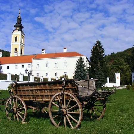 Milin Lagum بيت ضيافة