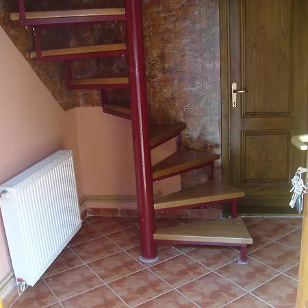 بيت ضيافة Milin Lagum Irig