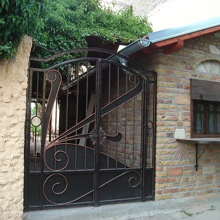 Guest house Milin Lagum 2*